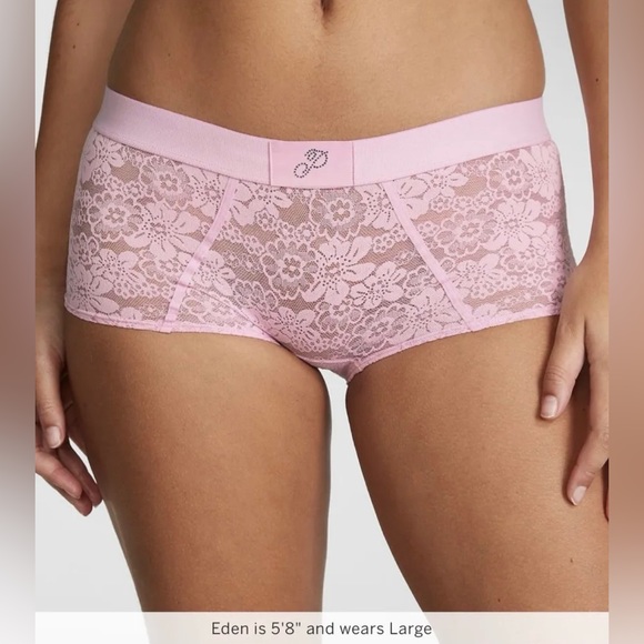 Victoria's Secret Pink Wink Shine
Logo Boyshort Panty Size
Rhinestone VS - Picture 3 of 5